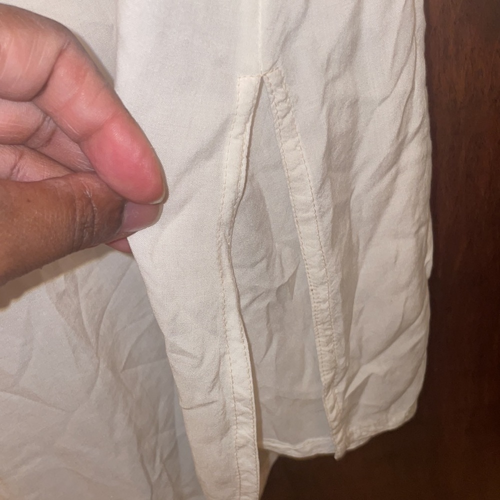 Johnny Was embroidered shirt/ tunic
Size Medium - Picture 6 of 7